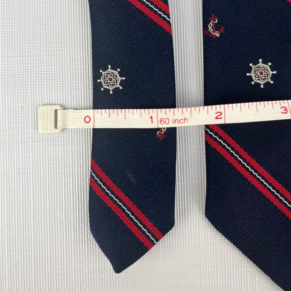 VINTAGE Watch Hill By Berkley Neck Tie Mens Necktie NAUTICAL Red/White/Blue 3x58 - Picture 7 of 8
